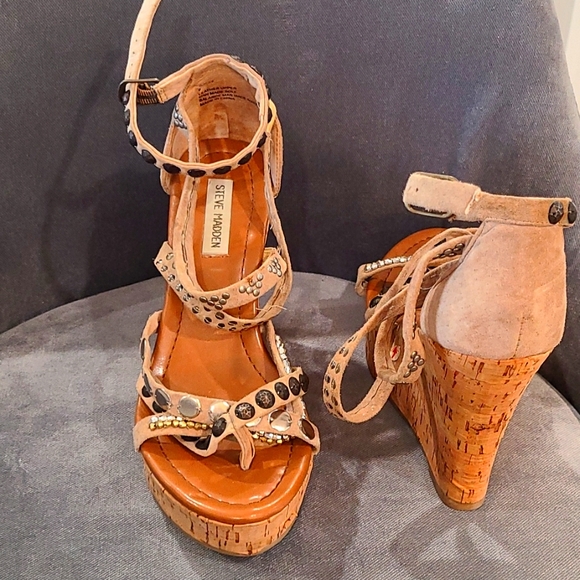 Womens Steve Madden Sandals Studded ankle strap cork heel size 9 - Picture 1 of 4